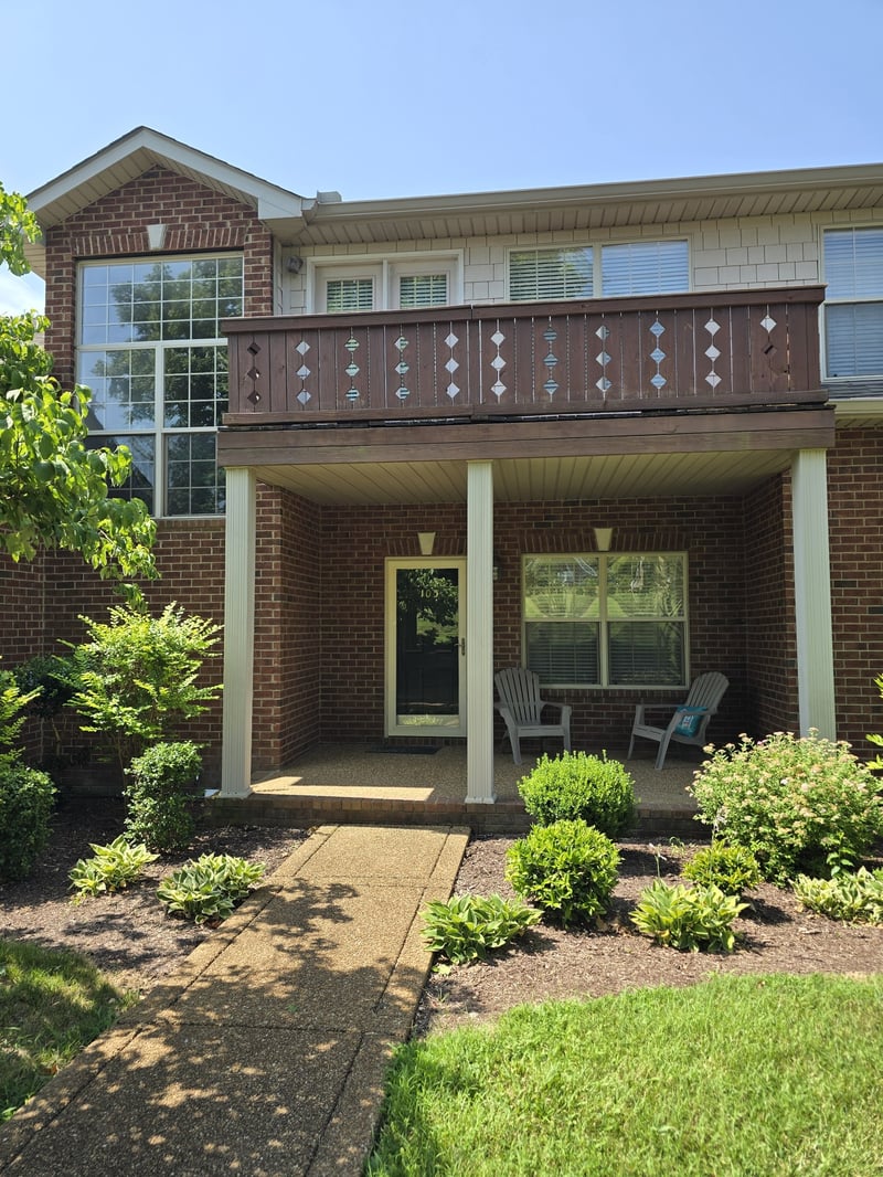 105 Cashmere Dr, Thompsons Station, TN 37179