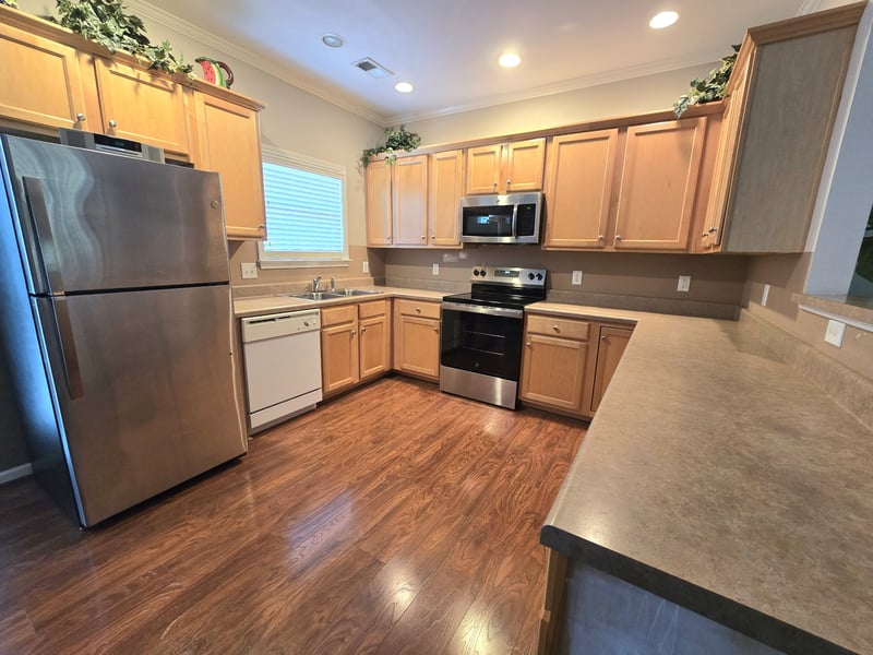 105 Cashmere Dr, Thompsons Station, TN 37179