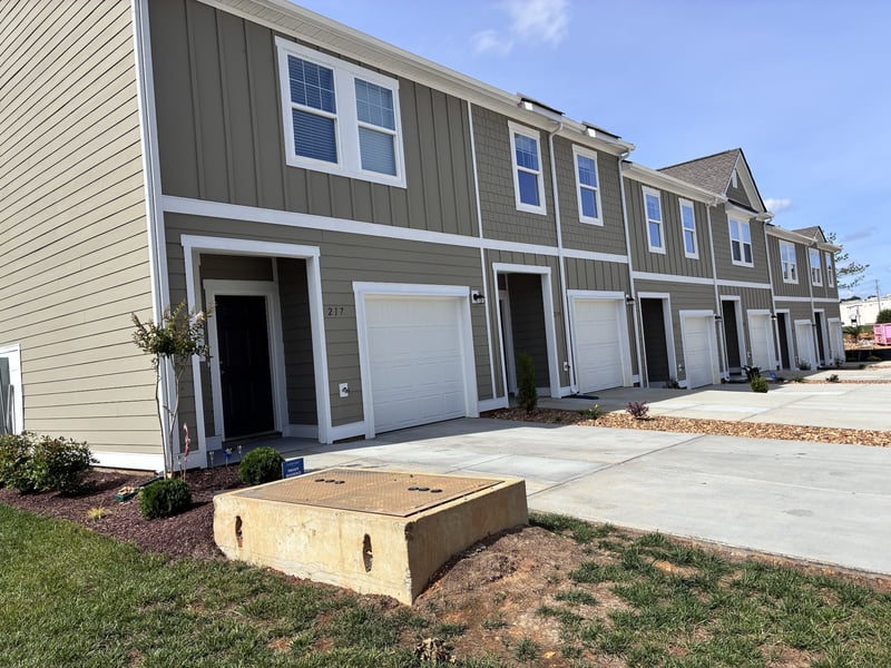 210 Darlington Dr, Dickson, TN 37055