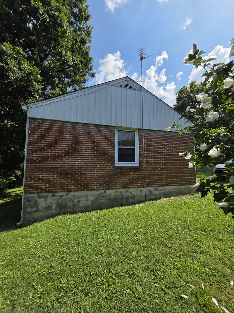 111 High St, Mount Pleasant, TN 38474
