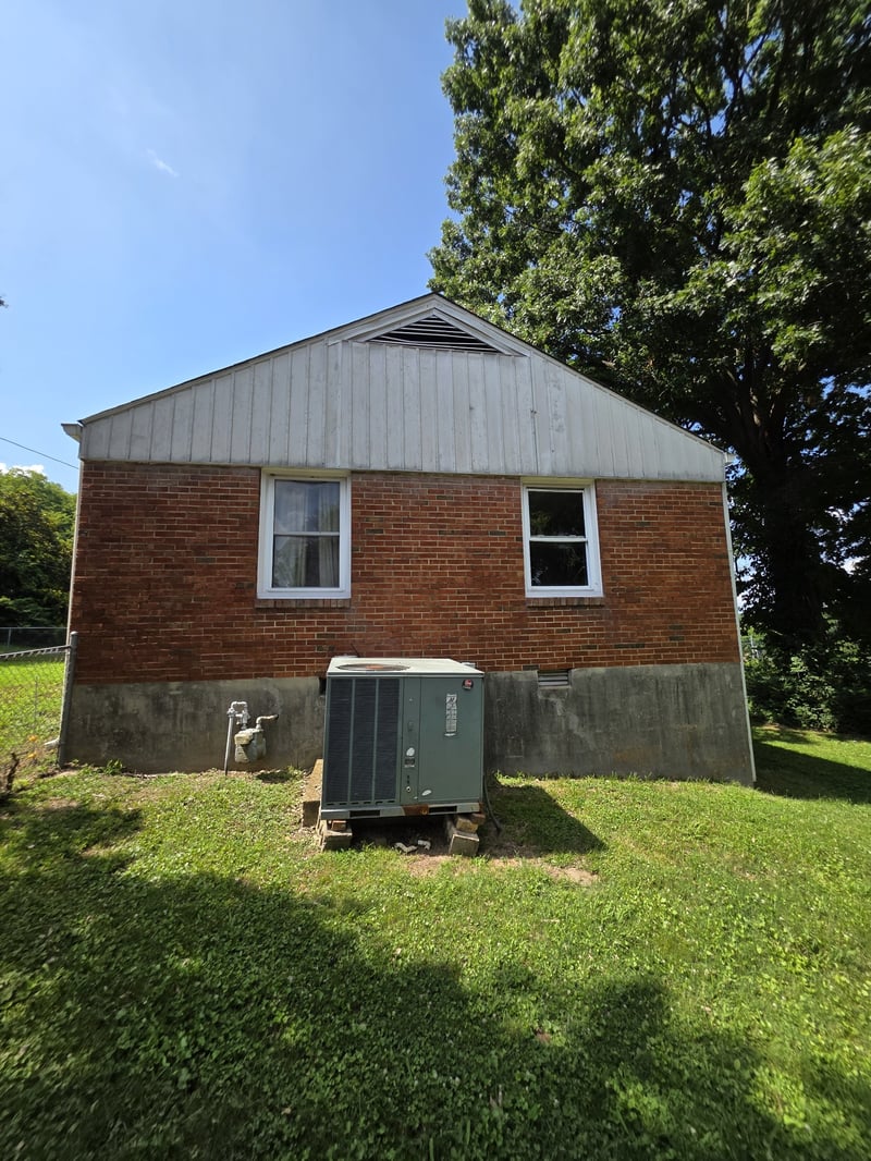 111 High St, Mount Pleasant, TN 38474