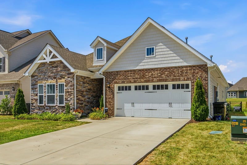 359 Mattieton Ln, Gallatin, TN 37066