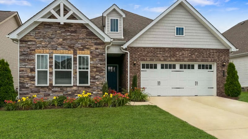 359 Mattieton Ln, Gallatin, TN 37066