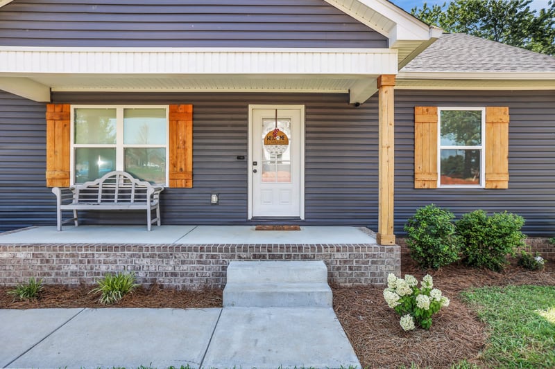 121 Oak Hill Dr, Portland, TN 37148