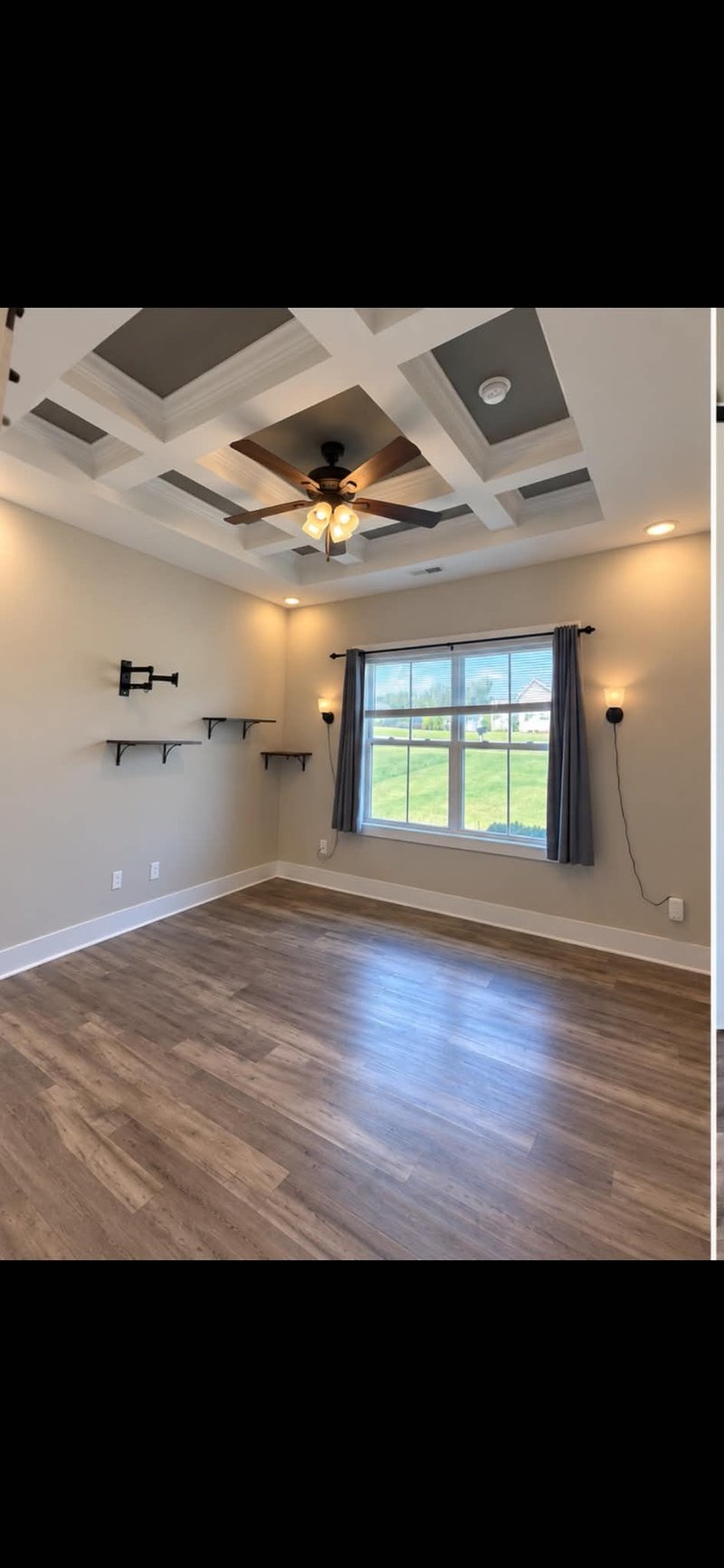 308 College St, Burns, TN 37029