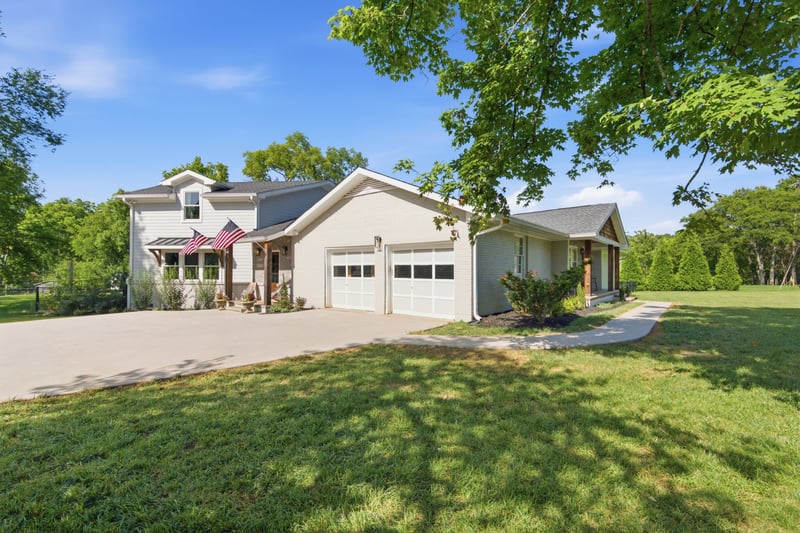 824 Clematis Dr, Nashville, TN 37205
