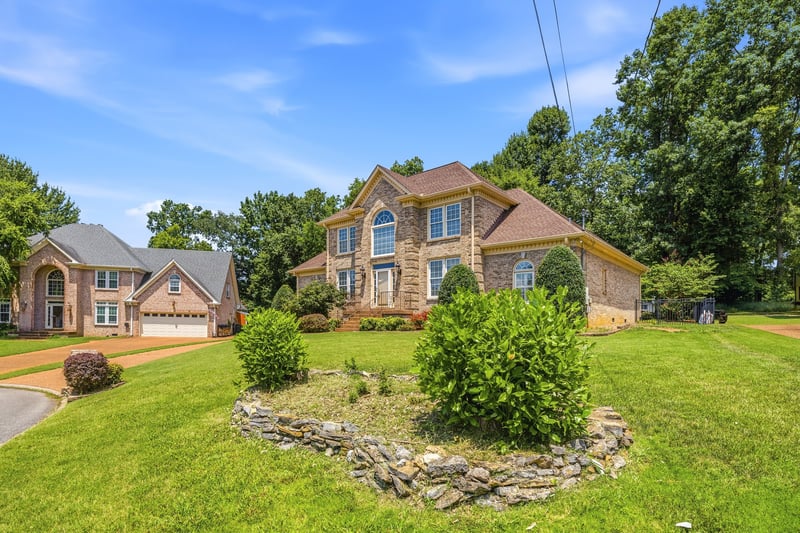 108 Inverness Ct, Hendersonville, TN 37075