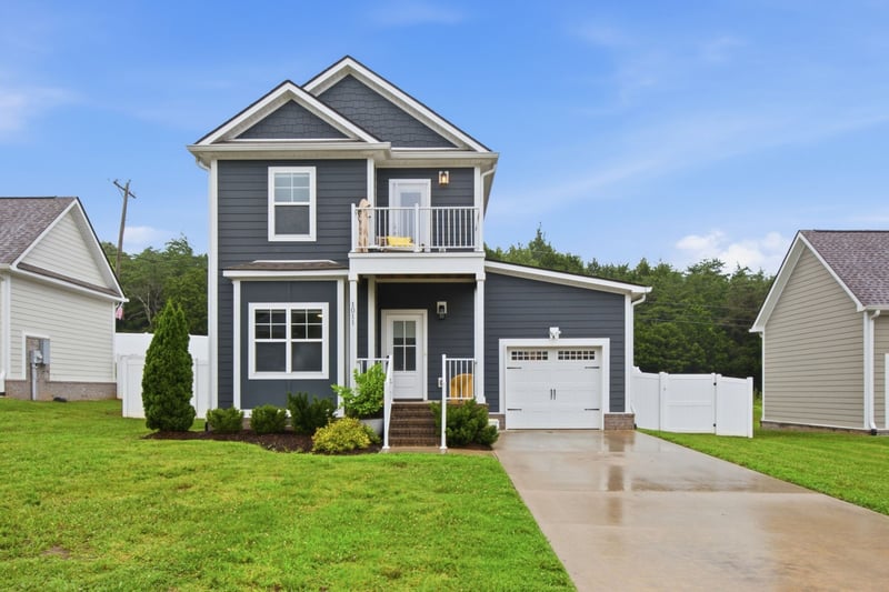 1011 Sycamore Rdg, Burns, TN 37029