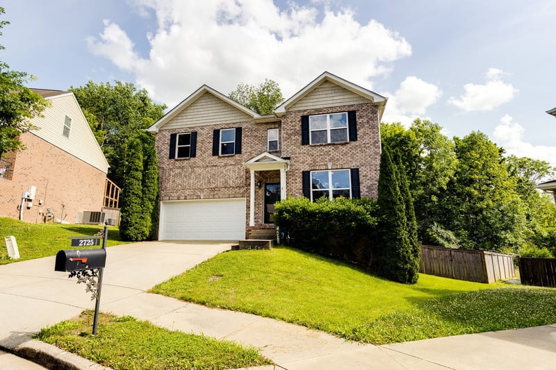 2725 Amber Crest Ct, Antioch, TN 37013