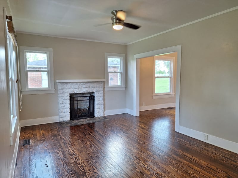 551 E Eastland St, Gallatin, TN 37066
