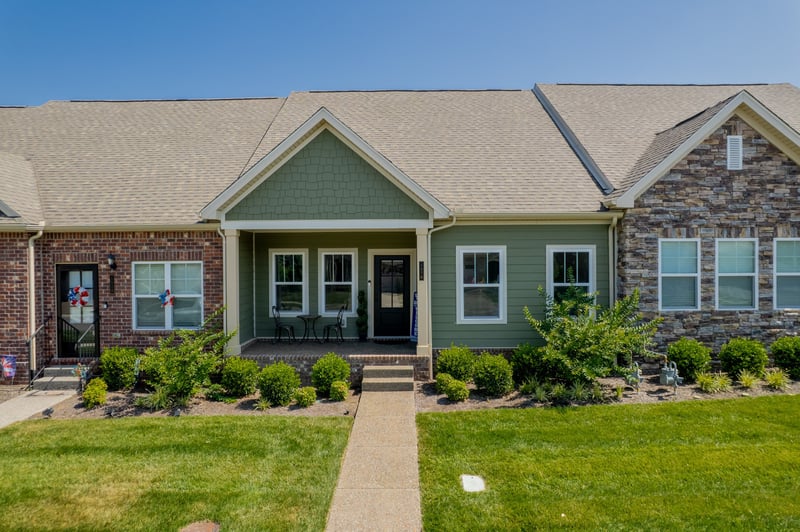 1576 Cedarbrooke Ln, Lebanon, TN 37090