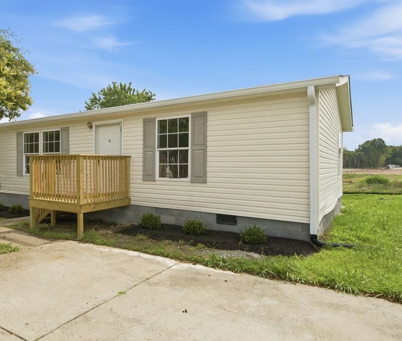 125 Oceanfront Cir, Antioch, TN 37013