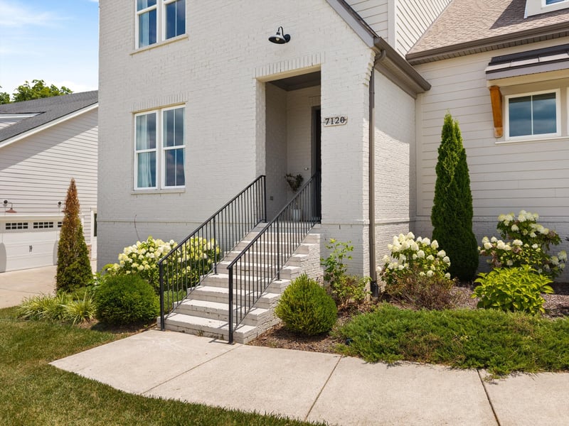 7120 Neills Branch Dr, College Grove, TN 37046