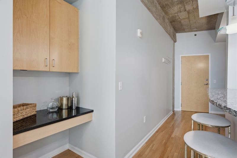 415 Church St #2411, Nashville, TN 37219