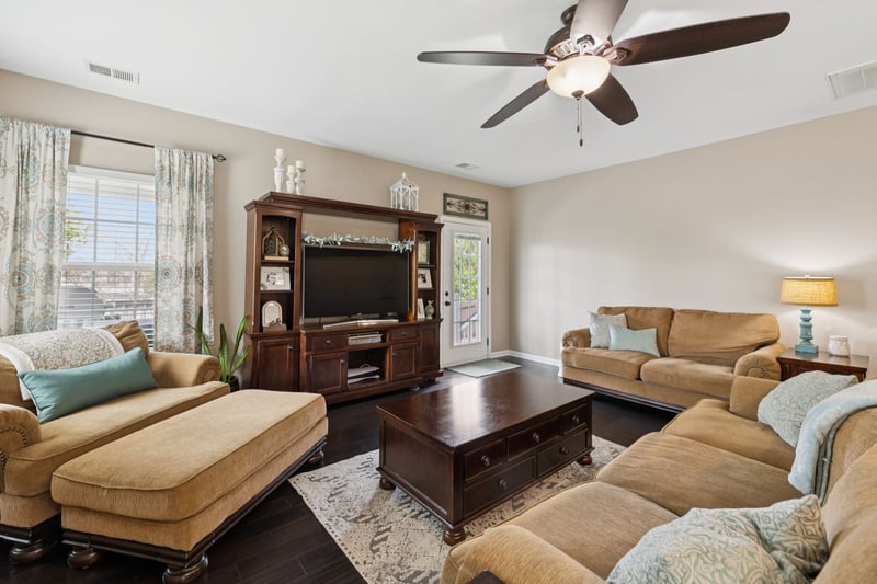 2608 Bluffton Ln, Columbia, TN 38401