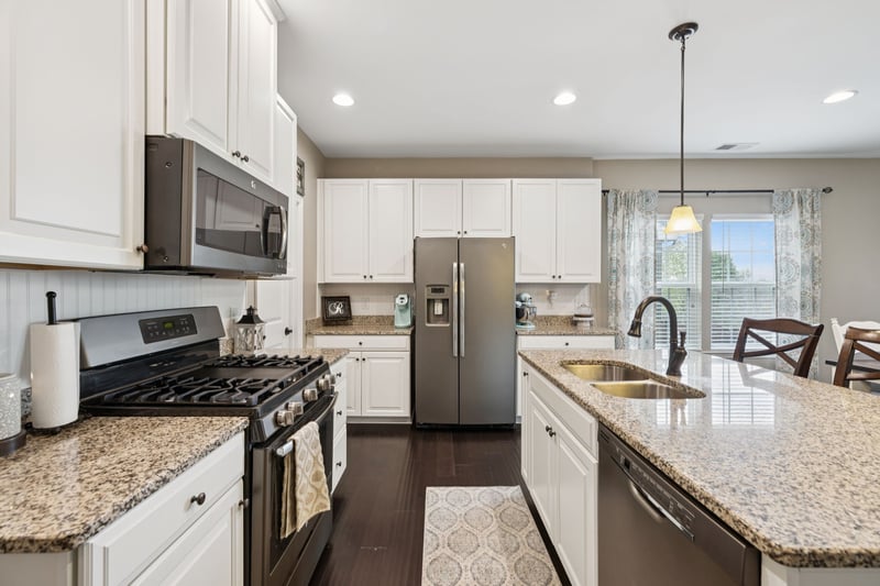 2608 Bluffton Ln, Columbia, TN 38401