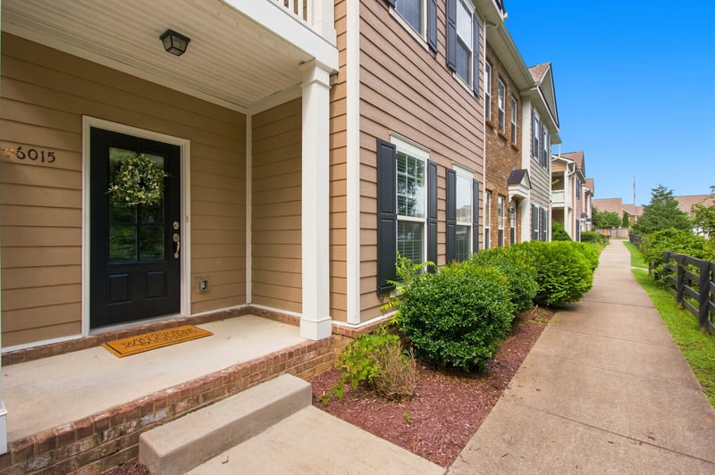 6015 Dupont Cv, Spring Hill, TN 37174