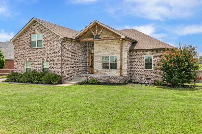 639 Jackson Rd, Portland, TN 37148