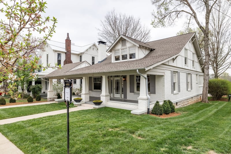 313 W 6th St, Columbia, TN 38401