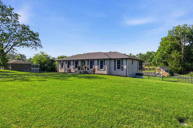 79 Hill St, Mount Juliet, TN 37122