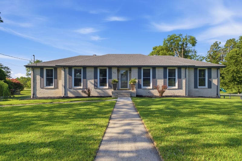79 Hill St, Mount Juliet, TN 37122
