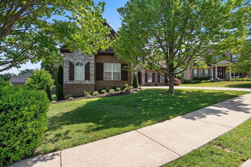 2003 Fishers Loop, Spring Hill, TN 37174