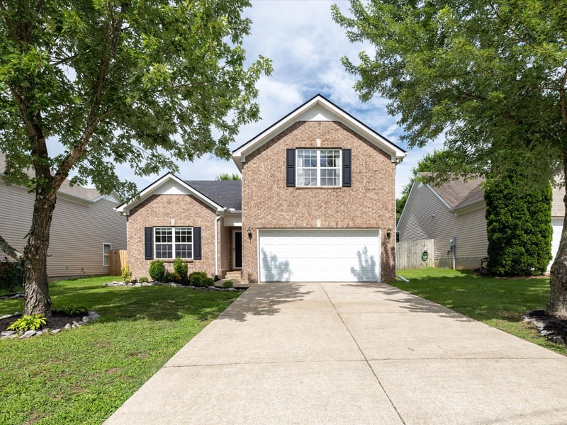 2132 Deer Valley Dr, Spring Hill, TN 37174
