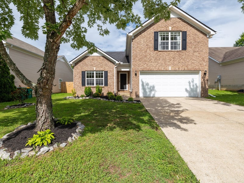 2132 Deer Valley Dr, Spring Hill, TN 37174