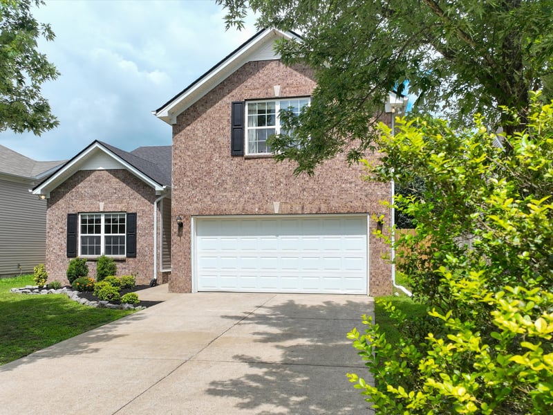2132 Deer Valley Dr, Spring Hill, TN 37174
