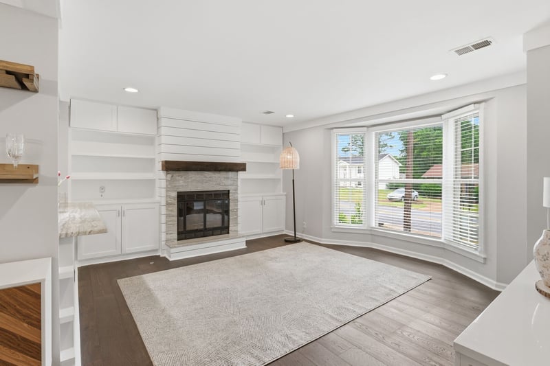 307 Paragon Mills Rd, Nashville, TN 37211