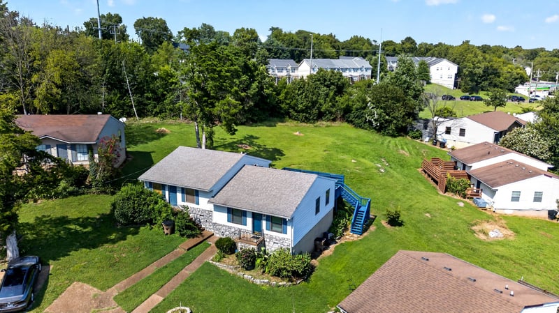 808 Apple Dr, Nashville, TN 37211