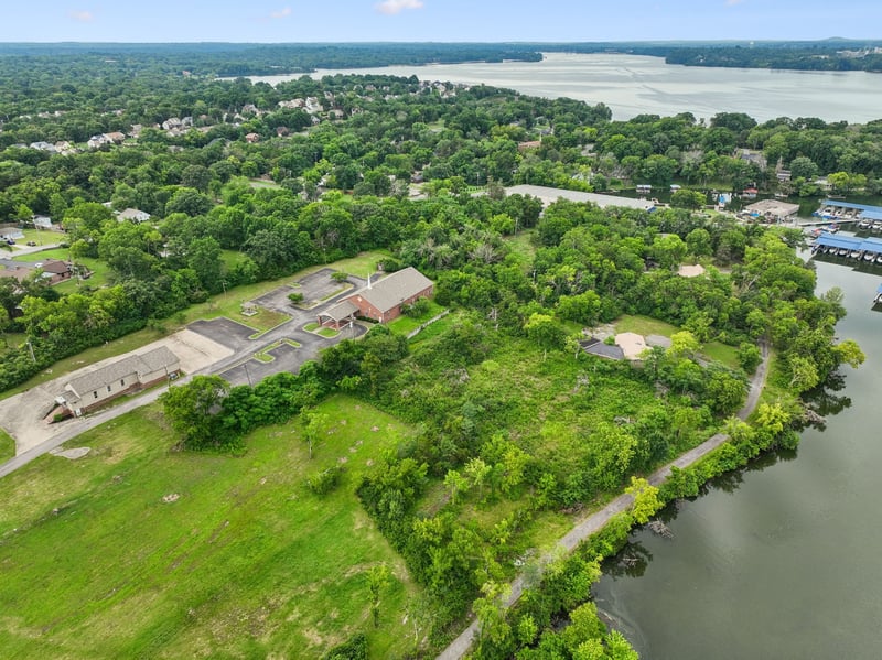 Rockland Road S, Hendersonville, TN 37075