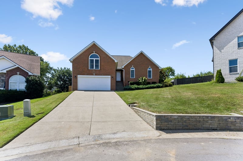 6017 Assault Ct, Mount Juliet, TN 37122