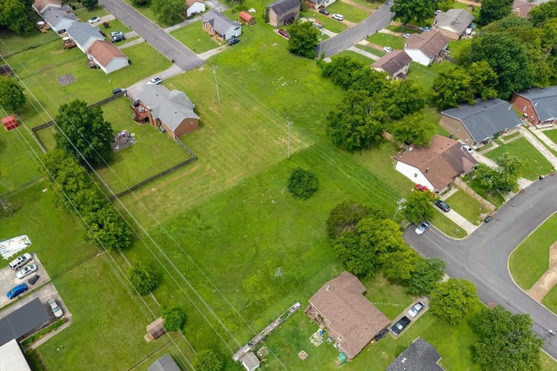 Garrison Dr, Nashville, TN 37207