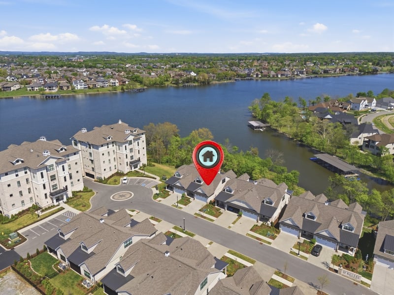 1024 Club View Dr #B301, Gallatin, TN 37066