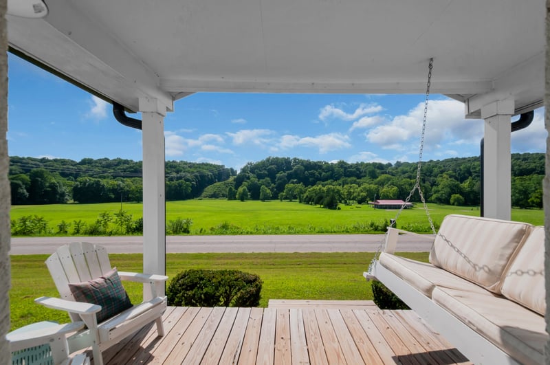 425 E Piney Rd, Dickson, TN 37055