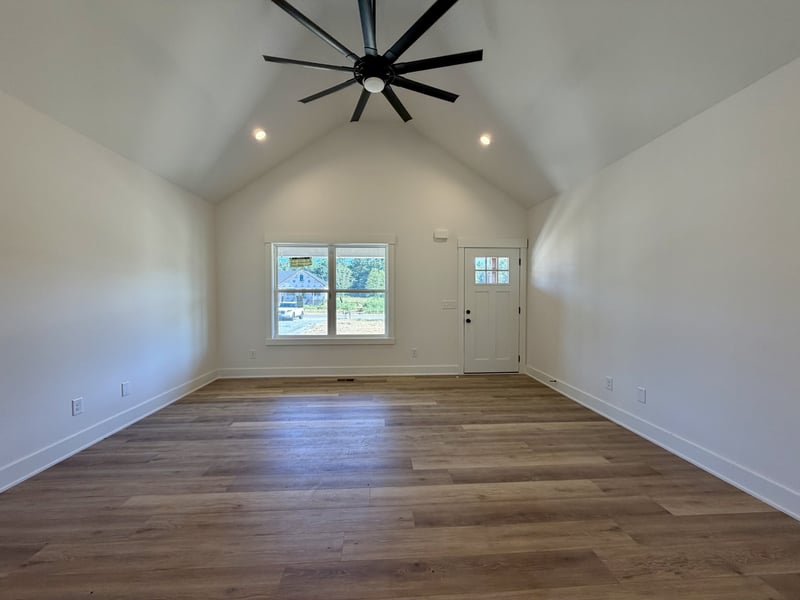 1305 Vickie Ln, Portland, TN 37148