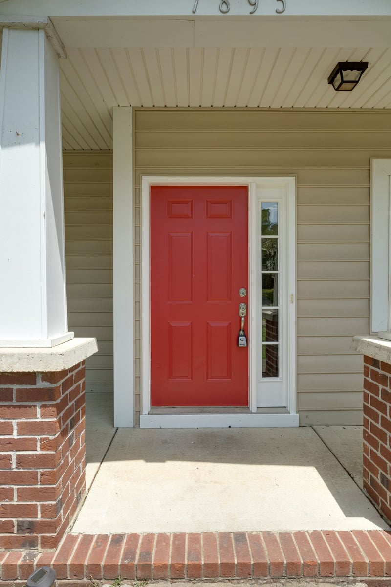 7895 Rainey Dr, Antioch, TN 37013