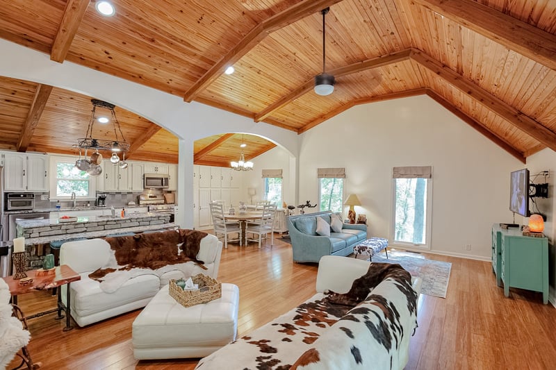 105 Nathan Forest Ct, Hendersonville, TN 37075