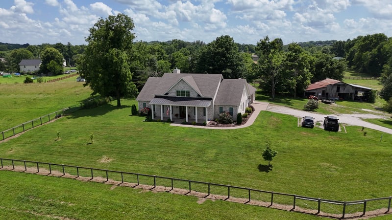 840 Cranford Hollow Rd, Columbia, TN 38401