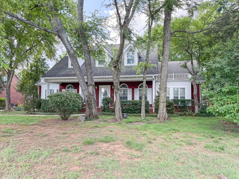 1618 Buckingham Dr, Murfreesboro, TN 37129