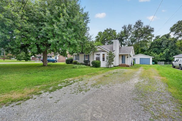 326 Raindrop Ln, Hendersonville, TN 37075