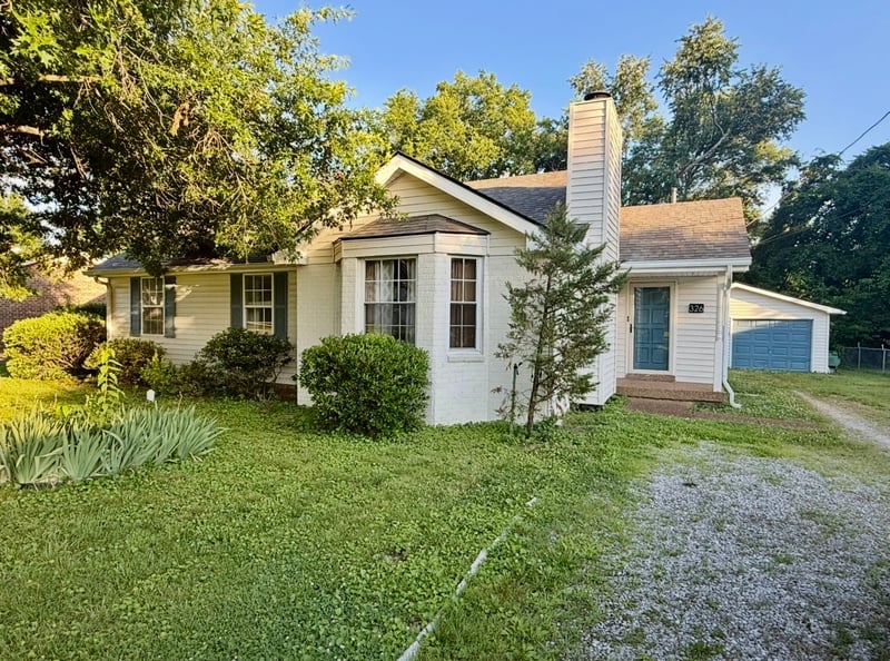 326 Raindrop Ln, Hendersonville, TN 37075