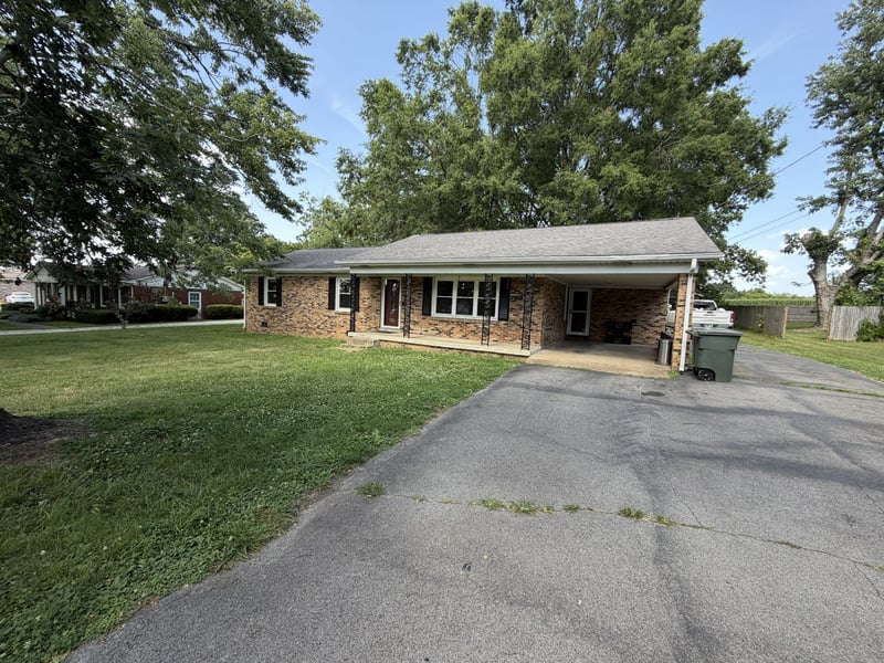 108 Riggs Ave, Portland, TN 37148