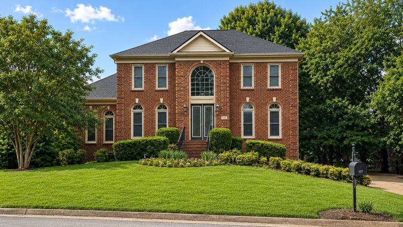 915 Briarwood Crst, Nashville, TN 37221