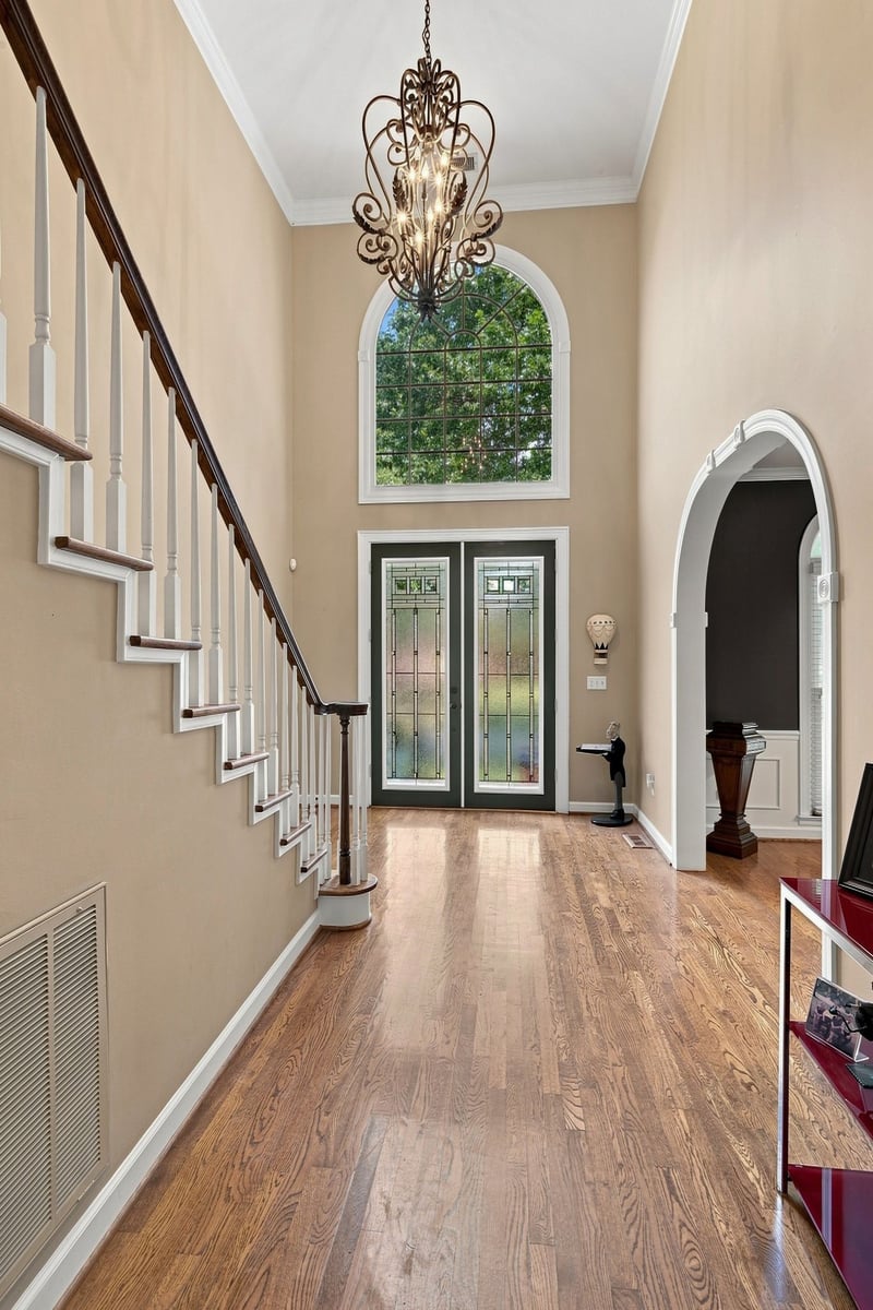 915 Briarwood Crst, Nashville, TN 37221