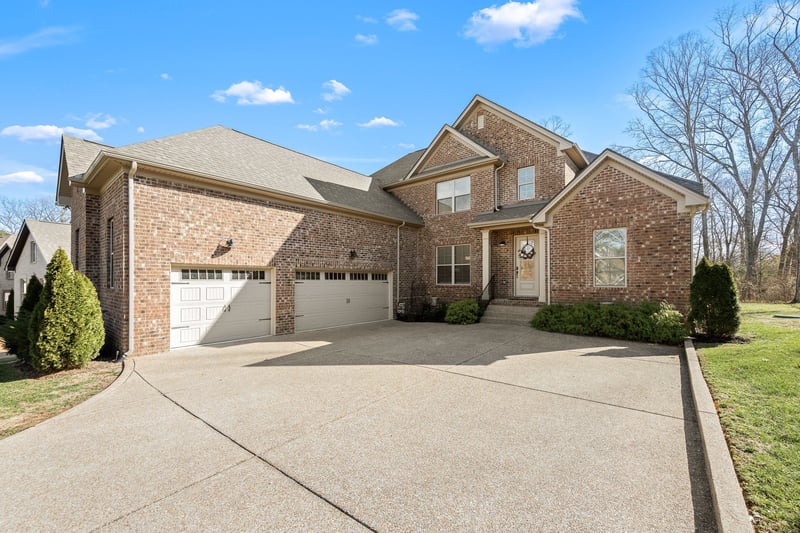 120 Watermill Ln, Lebanon, TN 37087