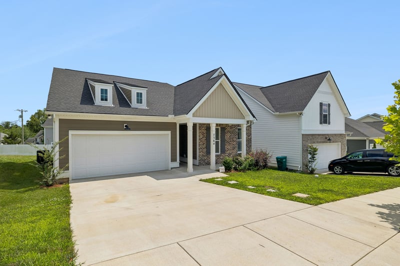 7564 Maggie Dr, Antioch, TN 37013