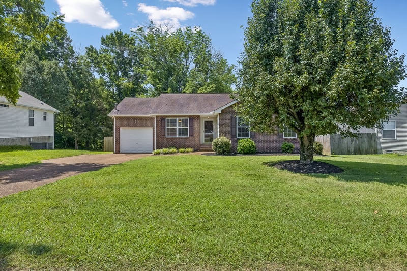 1465 Brighton Cir, Old Hickory, TN 37138