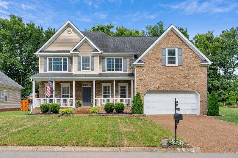 1357 Saybrook Xing, Thompsons Station, TN 37179